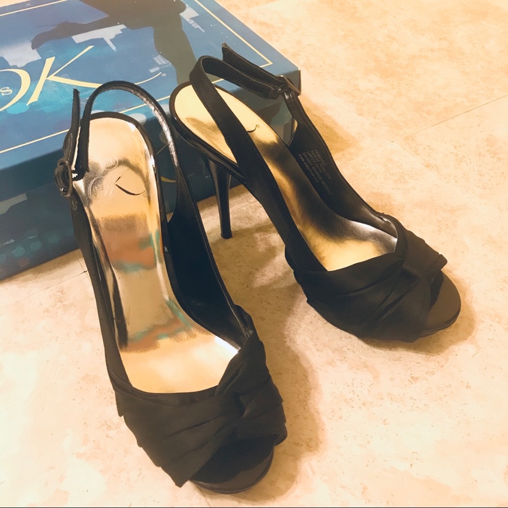 it’s OK Black Penelope Heels Size 8 1/2